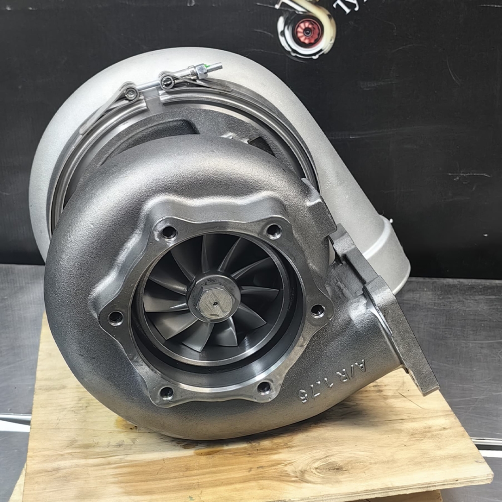 ��������������� Komatsu 6505-67-5030